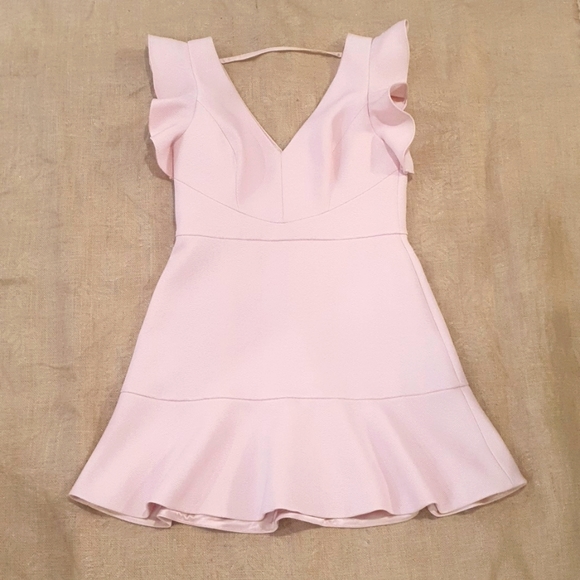 Forever New Dresses & Skirts - FOREVER NEW Size 12 Pastel Pink Ruffle sleeve flared dress